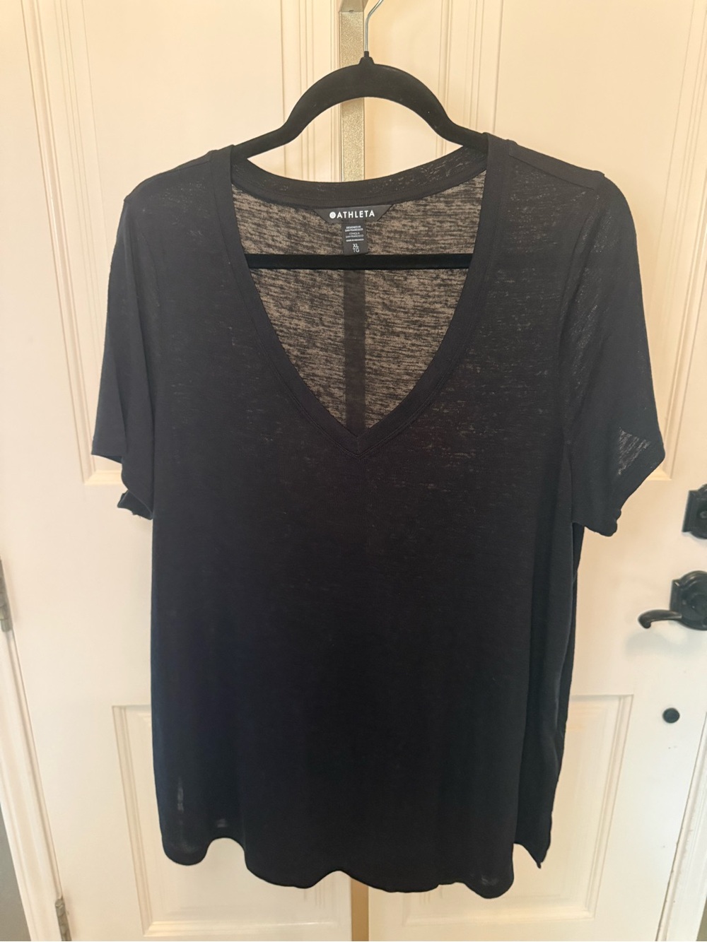 Athleta Black V-Neck Short Sleeve Tee